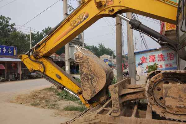 山东出售转让二手7800小时2011年卡特重工CT85挖掘机