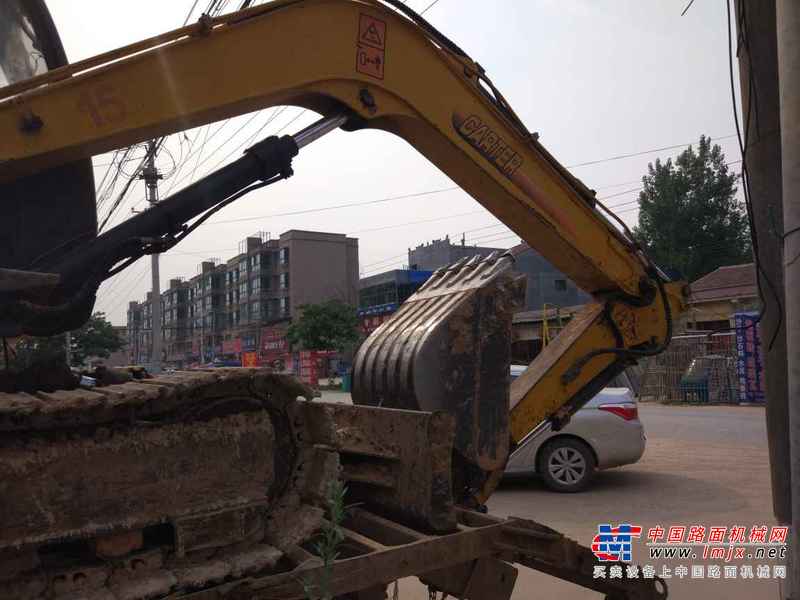 山东出售转让二手7800小时2011年卡特重工CT85挖掘机