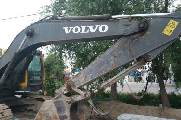 甘肃出售转让二手8000小时2009年沃尔沃EC210B挖掘机