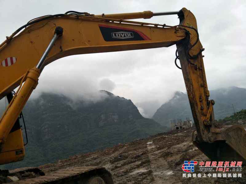 云南出售转让二手6545小时2009年福田雷沃FR210挖掘机