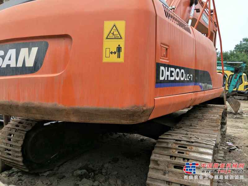 河北出售转让二手13000小时2009年斗山DH300LC挖掘机