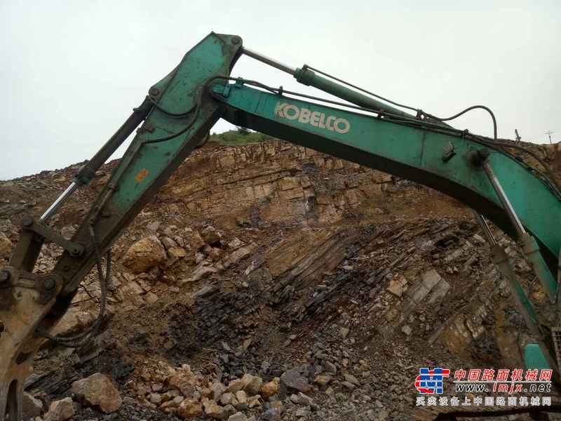 贵州出售转让二手14000小时2008年神钢SK210LC挖掘机