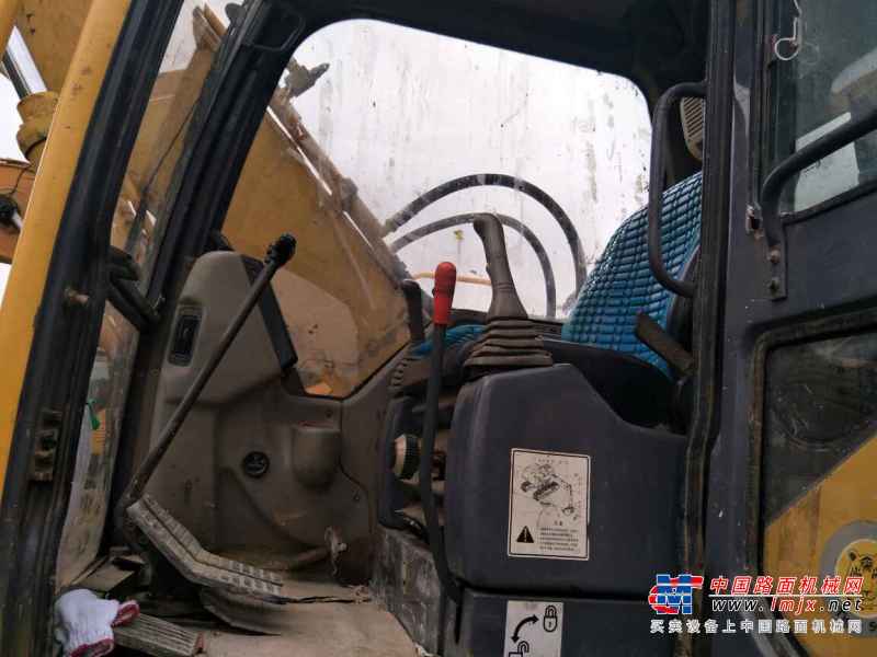 贵州出售转让二手6000小时2012年玉柴YC135挖掘机