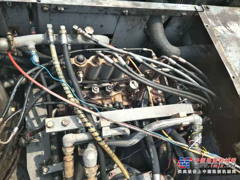 河北出售转让二手21000小时2003年日立EX200挖掘机