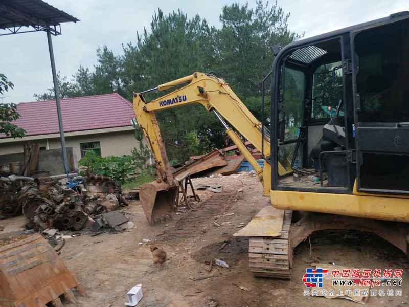 江西出售转让二手4100小时2012年小松PC56挖掘机