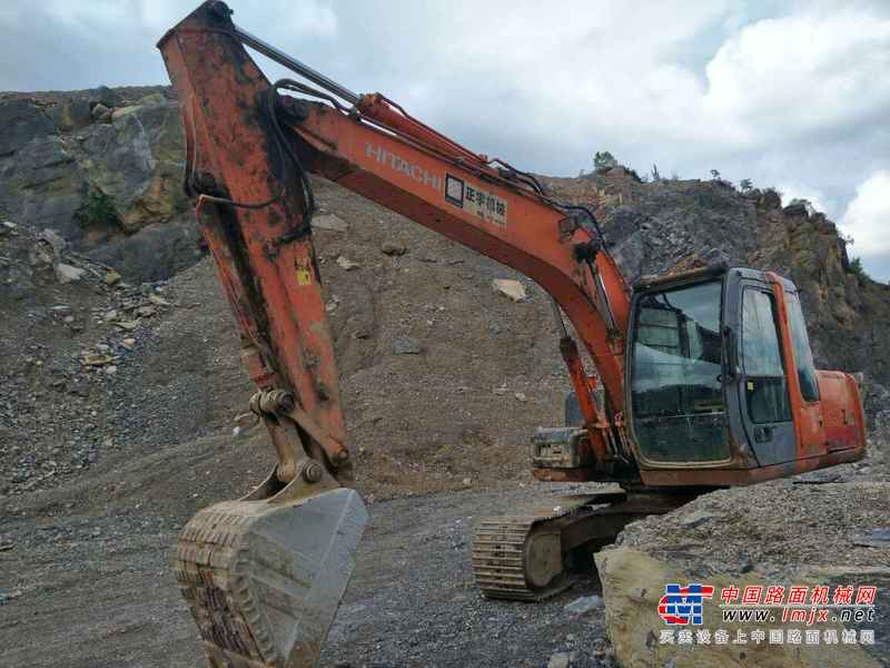 贵州出售转让二手8000小时2009年日立ZX120挖掘机