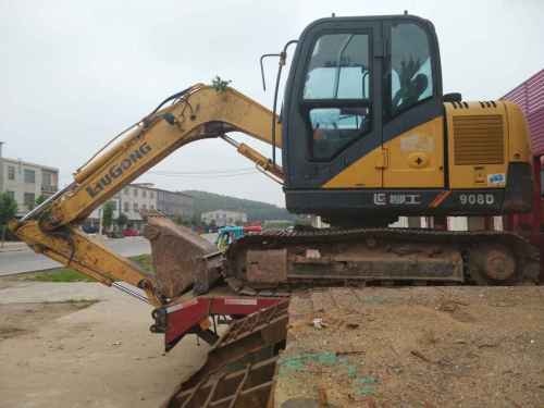 河南出售转让二手4800小时2013年柳工CLG908D挖掘机
