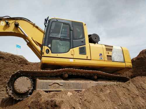 内蒙古出售转让二手12000小时2009年小松PC240LC挖掘机
