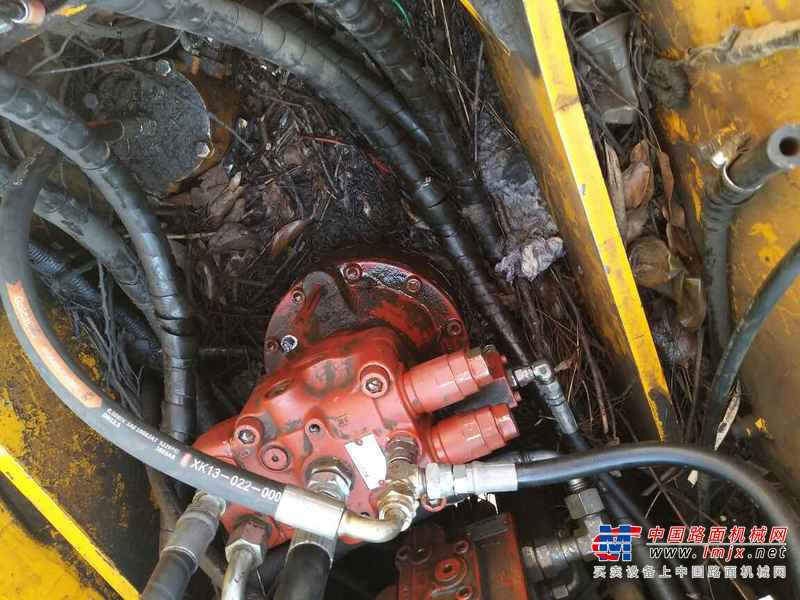 河南出售转让二手8000小时2010年龙工LG6150挖掘机