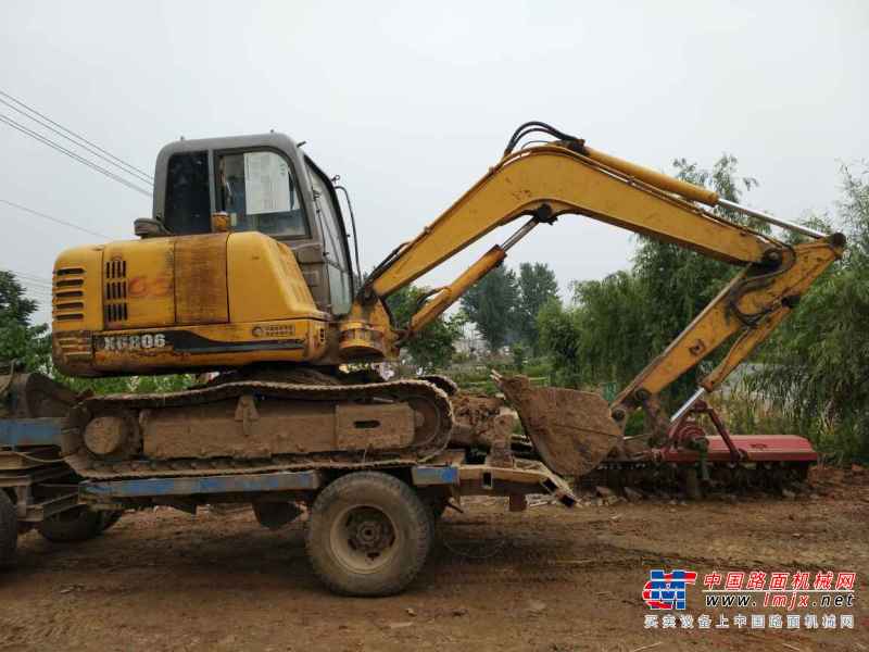 河南出售转让二手8600小时2009年厦工XG806挖掘机