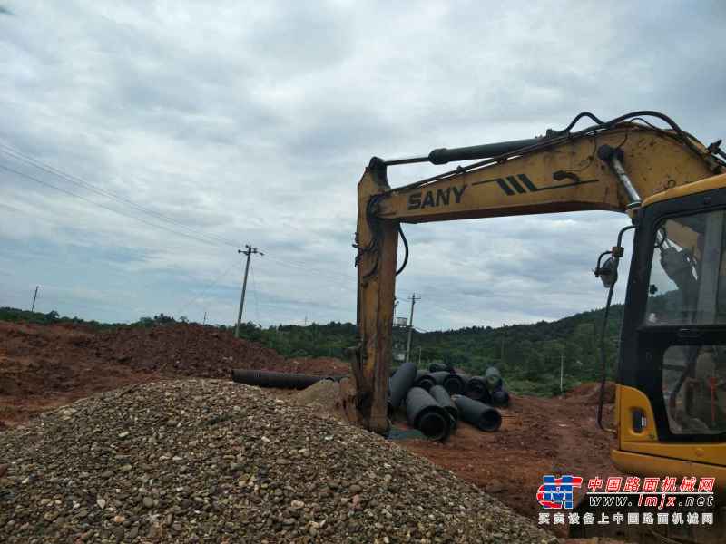 湖南出售转让二手12000小时2008年三一重工SY215C挖掘机