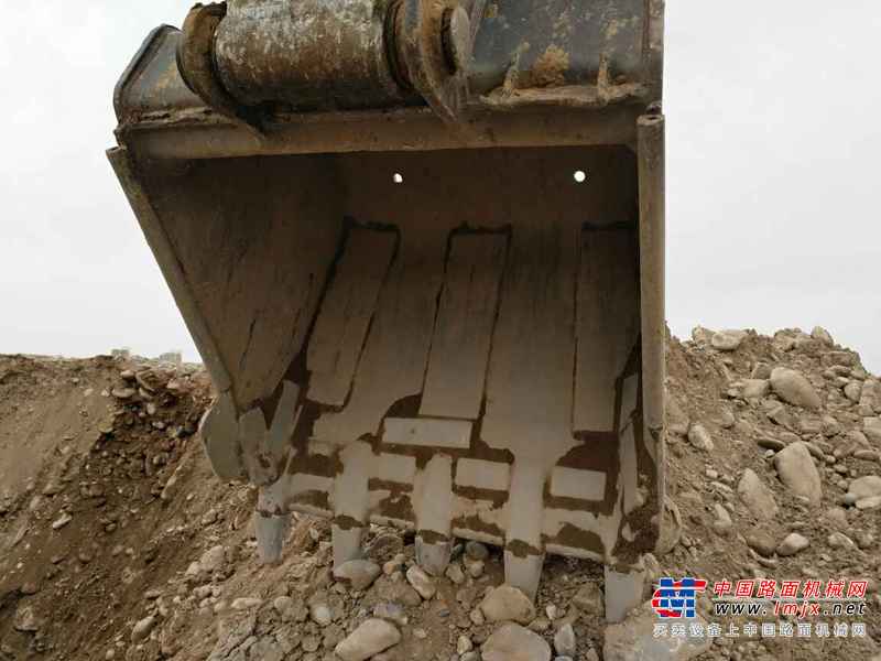内蒙古出售转让二手6400小时2006年斗山DH300挖掘机