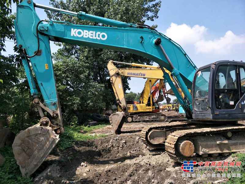 四川出售转让二手10252小时2011年神钢SK350LC挖掘机