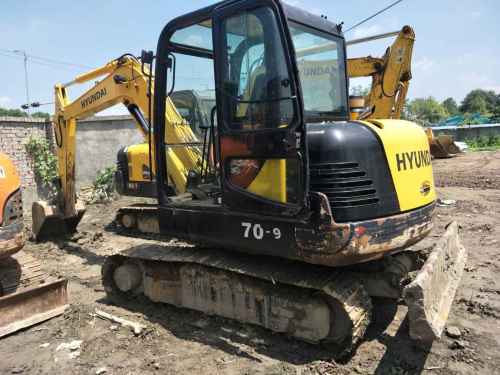 四川出售转让二手6253小时2012年现代R60挖掘机