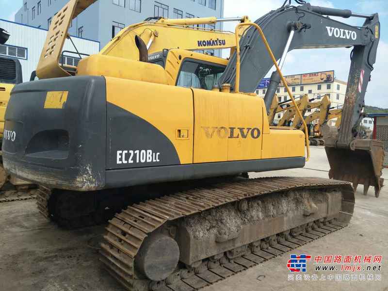 贵州出售转让二手9000小时2005年沃尔沃EC210B挖掘机