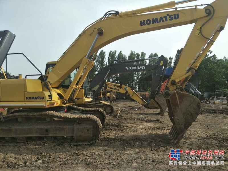 天津出售转让二手8900小时2007年小松PC360挖掘机