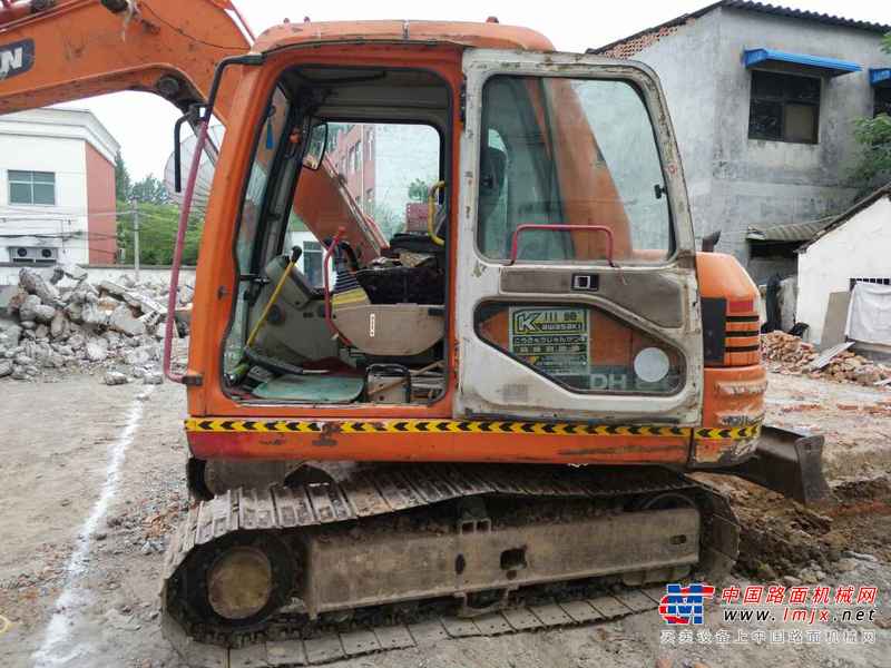河南出售转让二手7943小时2011年斗山DH80挖掘机