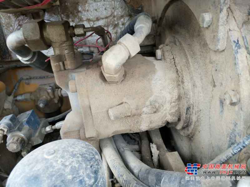 安徽出售转让二手8000小时2012年福田雷沃FR65V8挖掘机