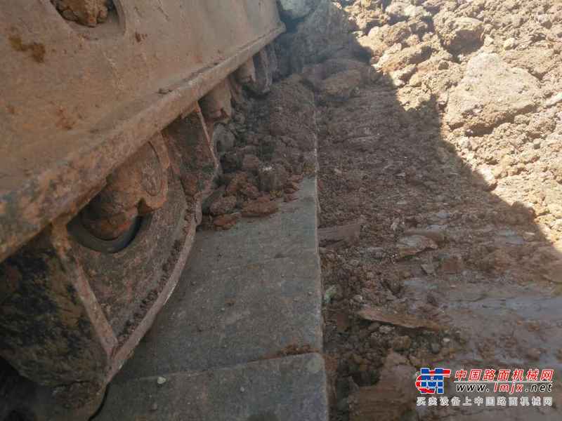 云南出售转让二手12189小时2008年日立ZX240LC挖掘机