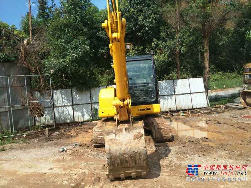 广东出售转让二手10000小时2008年龙工LG6060挖掘机