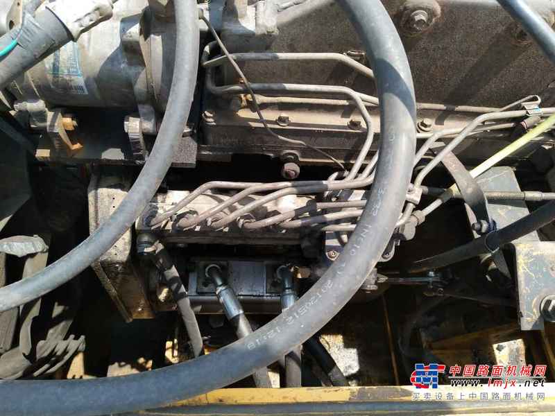 河北出售转让二手12000小时2004年现代轮挖R210W挖掘机