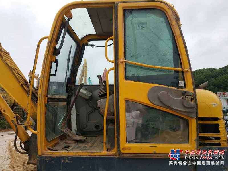 江西出售转让二手6000小时2010年沃得重工W260挖掘机