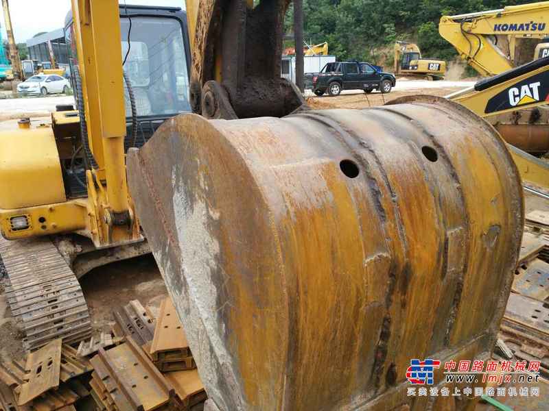 江西出售转让二手6000小时2011年龙工LG6065挖掘机