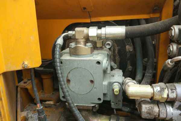 山东出售转让二手3200小时2013年福田雷沃FR80G挖掘机
