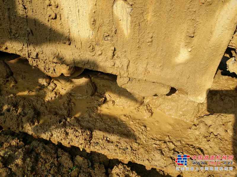 云南出售转让二手5869小时2012年神钢SK260LC挖掘机