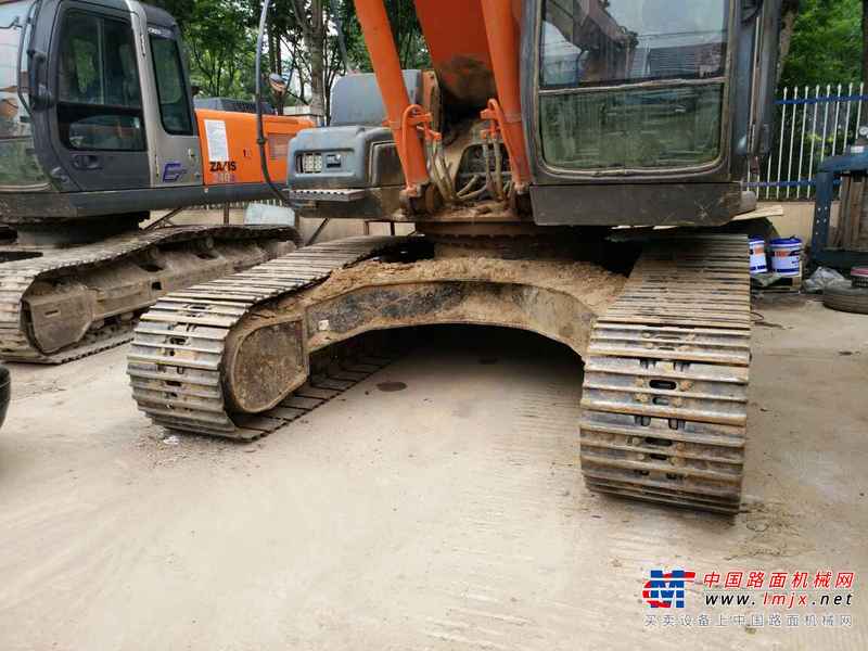 河北出售转让二手7500小时2011年日立ZX240挖掘机