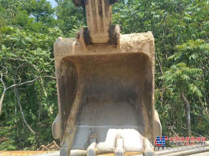 河北出售转让二手3500小时2009年犀牛重工轮挖7180挖掘机