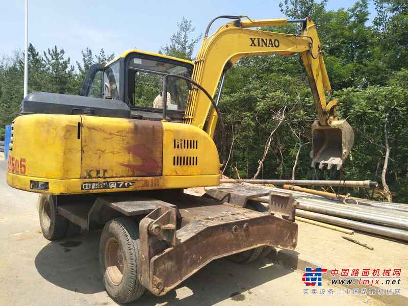 河北出售转让二手3500小时2009年犀牛重工轮挖7180挖掘机