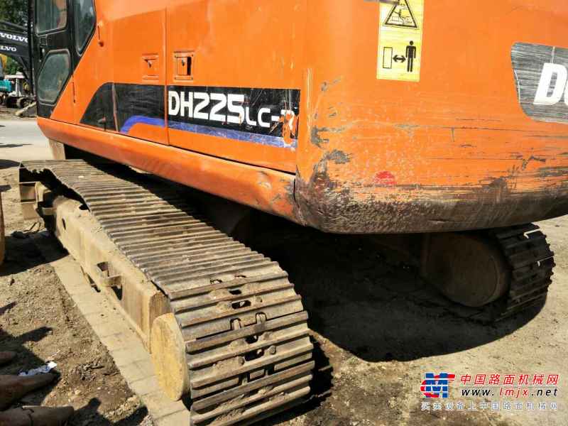 天津出售转让二手9800小时2010年斗山DH225LC挖掘机