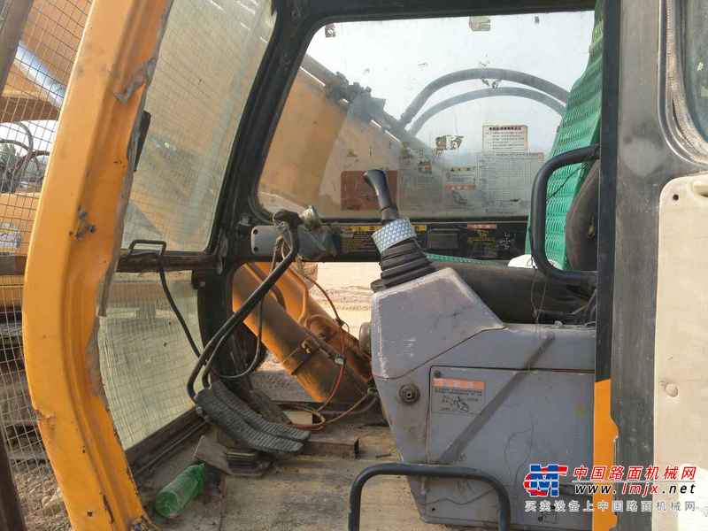 山东出售转让二手10000小时2006年现代R220LC挖掘机