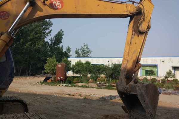 山东出售转让二手15000小时2007年柳工CLG220LC挖掘机