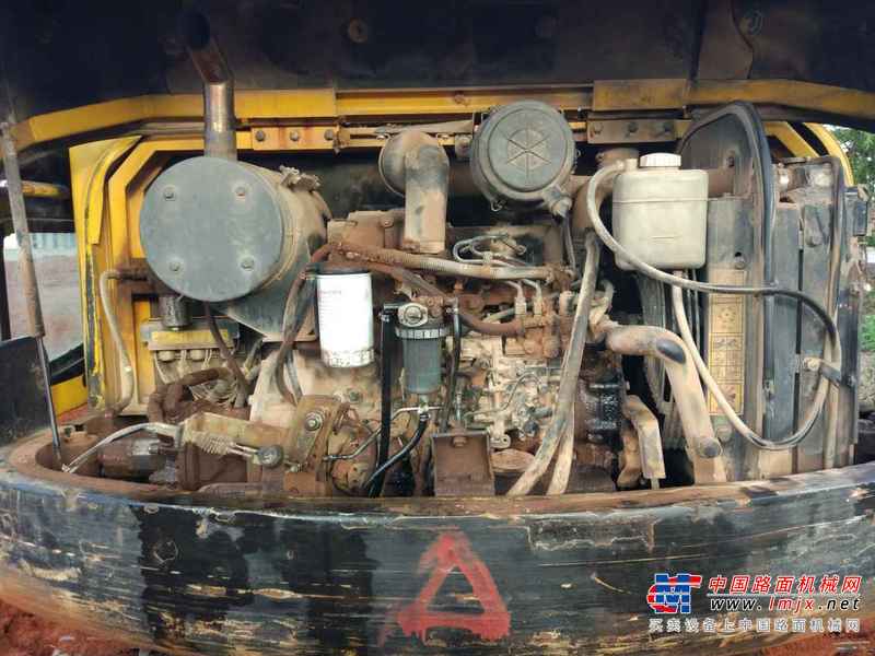 云南出售转让二手9587小时2009年现代R60挖掘机