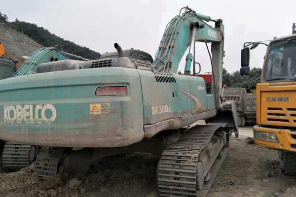 湖北出售转让二手7800小时2012年神钢SK350LC挖掘机