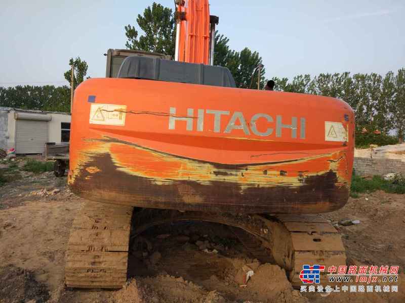 山东出售转让二手8000小时2010年日立ZX240挖掘机