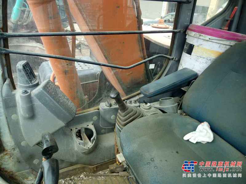 贵州出售转让二手17000小时2007年日立ZX120挖掘机