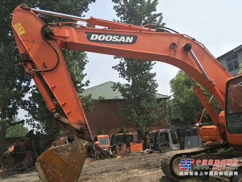 河北出售转让二手7800小时2011年斗山DH300LC挖掘机