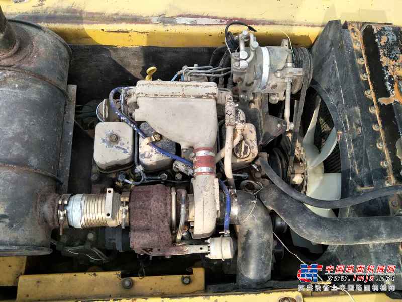 贵州出售转让二手6700小时2010年柳工CLG915C挖掘机