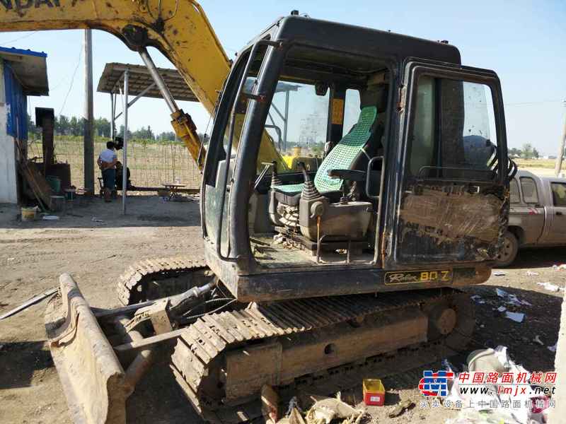河南出售转让二手6260小时2012年现代R80挖掘机
