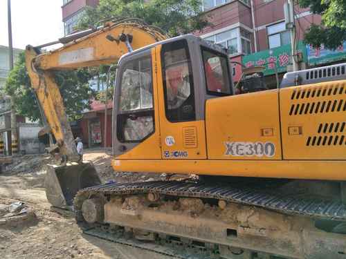 山西出售转让二手7572小时2011年徐工XE260C挖掘机
