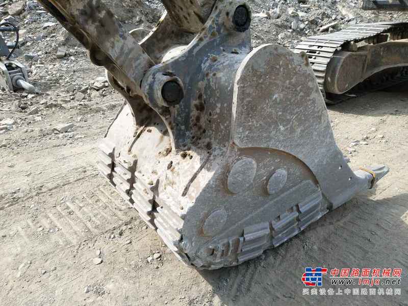甘肃出售转让二手4000小时2013年三一重工SY285C挖掘机