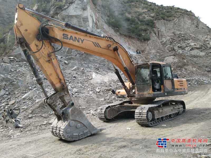 甘肃出售转让二手4000小时2013年三一重工SY285C挖掘机