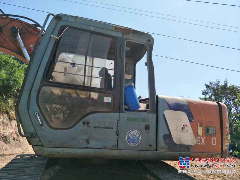 贵州出售转让二手12000小时2003年日立EX120挖掘机