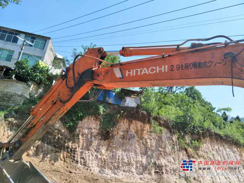 贵州出售转让二手12000小时2003年日立EX120挖掘机