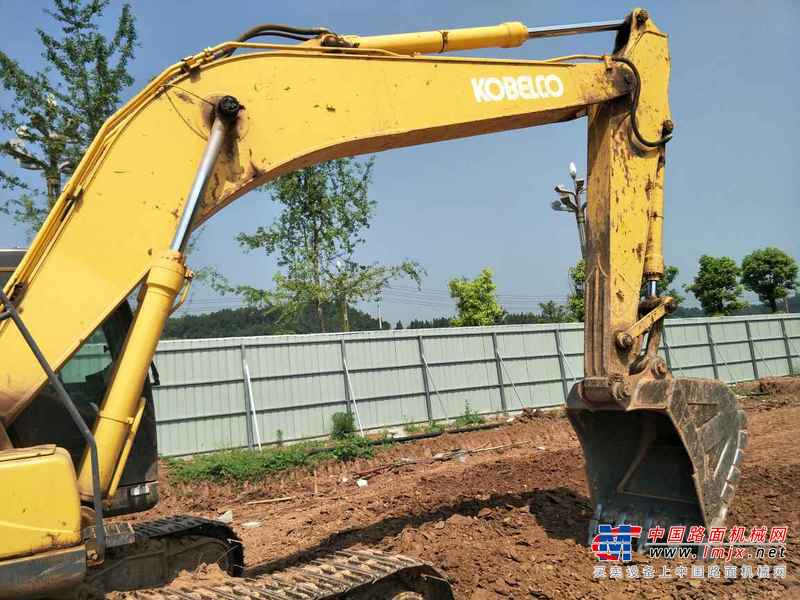 四川出售转让二手8822小时2012年神钢SK260LC挖掘机