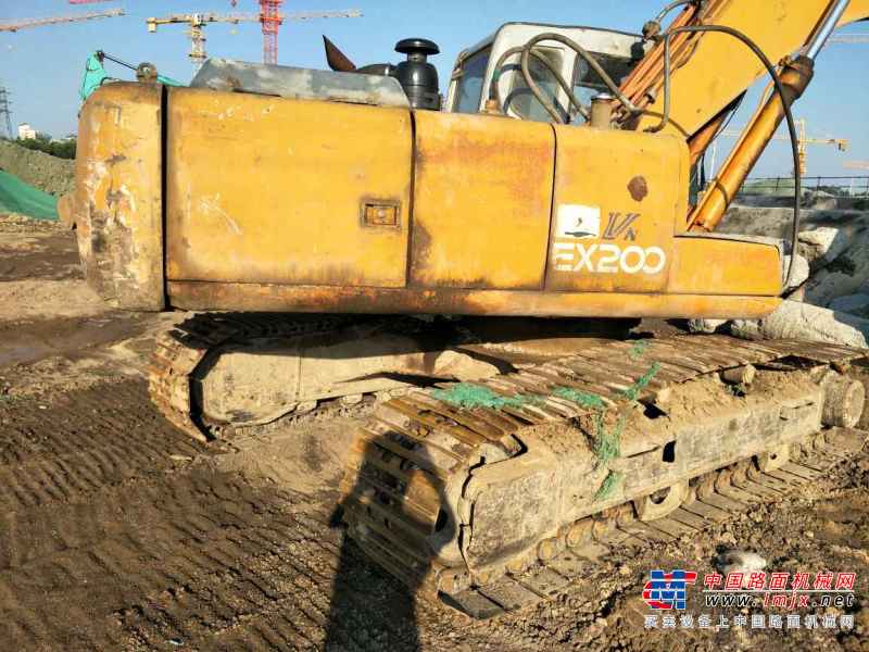 天津出售转让二手15000小时2008年日立EX200挖掘机