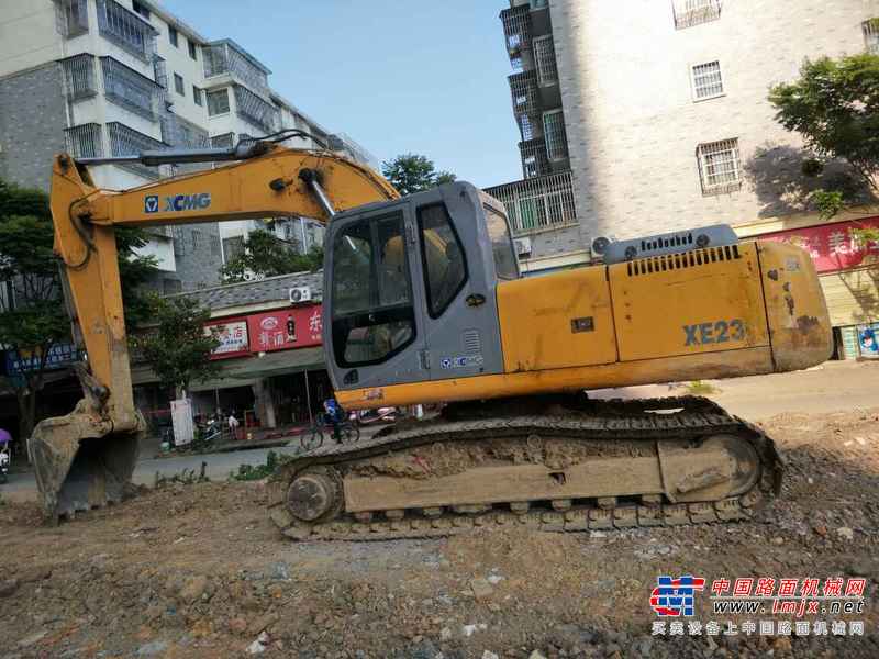 江西出售转让二手8000小时2012年徐工XE230挖掘机